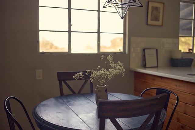 Kitchen & dining