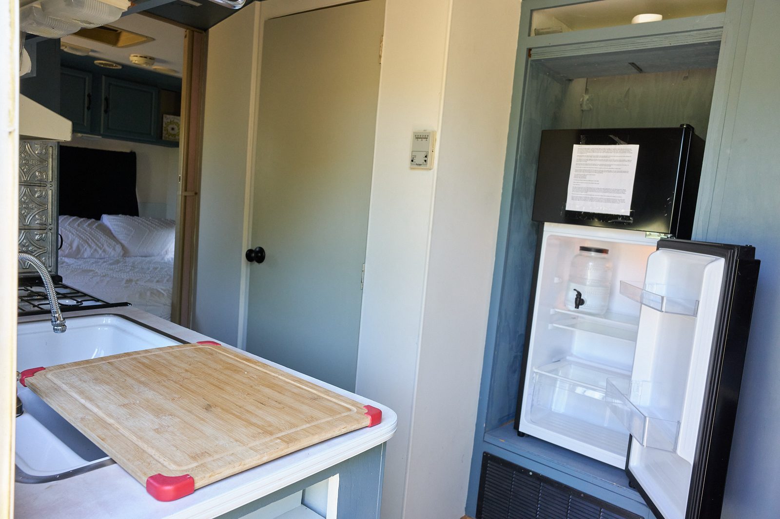 Kitchen & dining