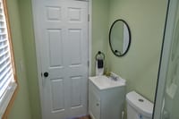 Bathroom & Shower 2