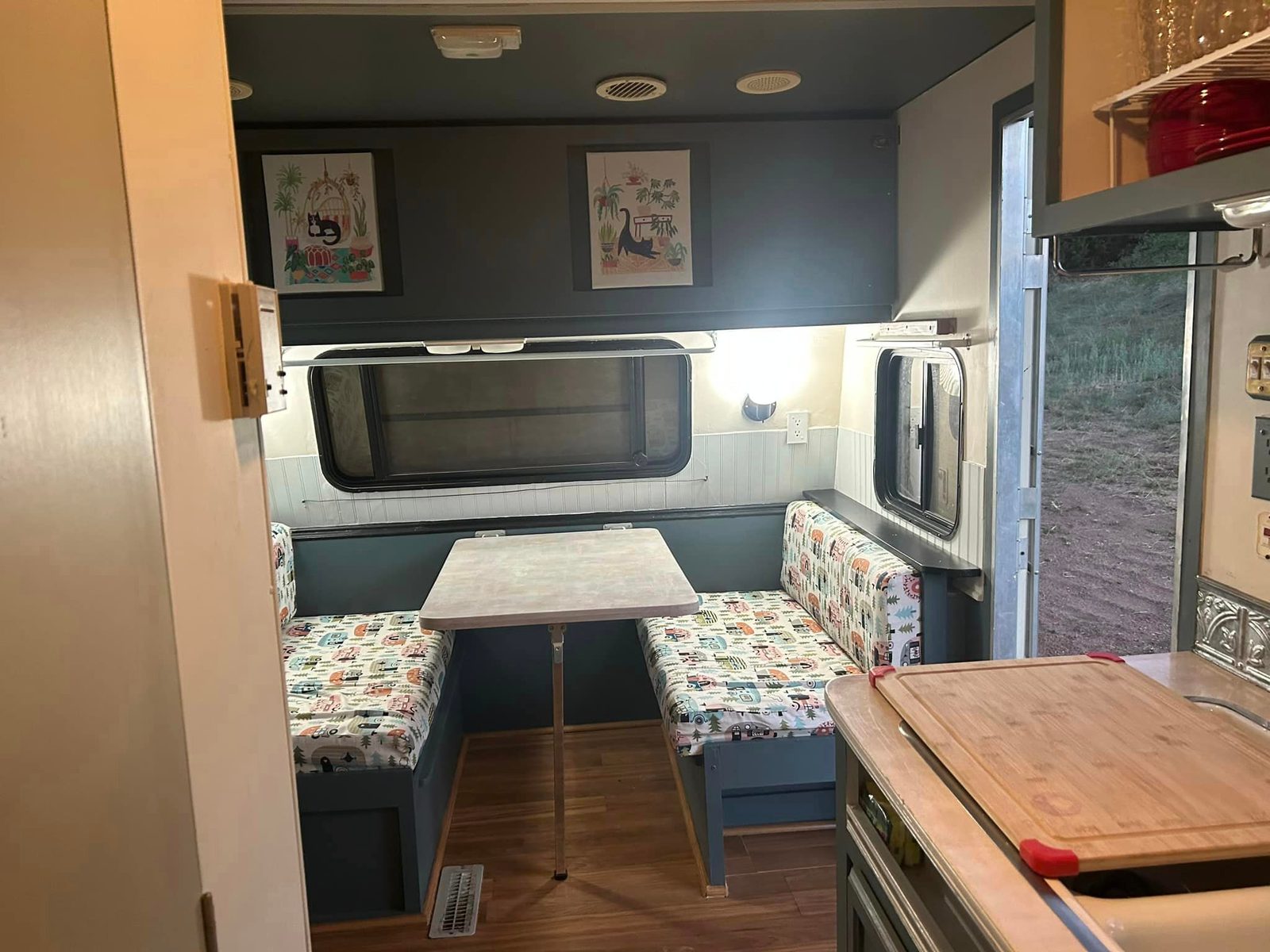Kitchen & dining