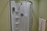 Bathroom & Shower 2