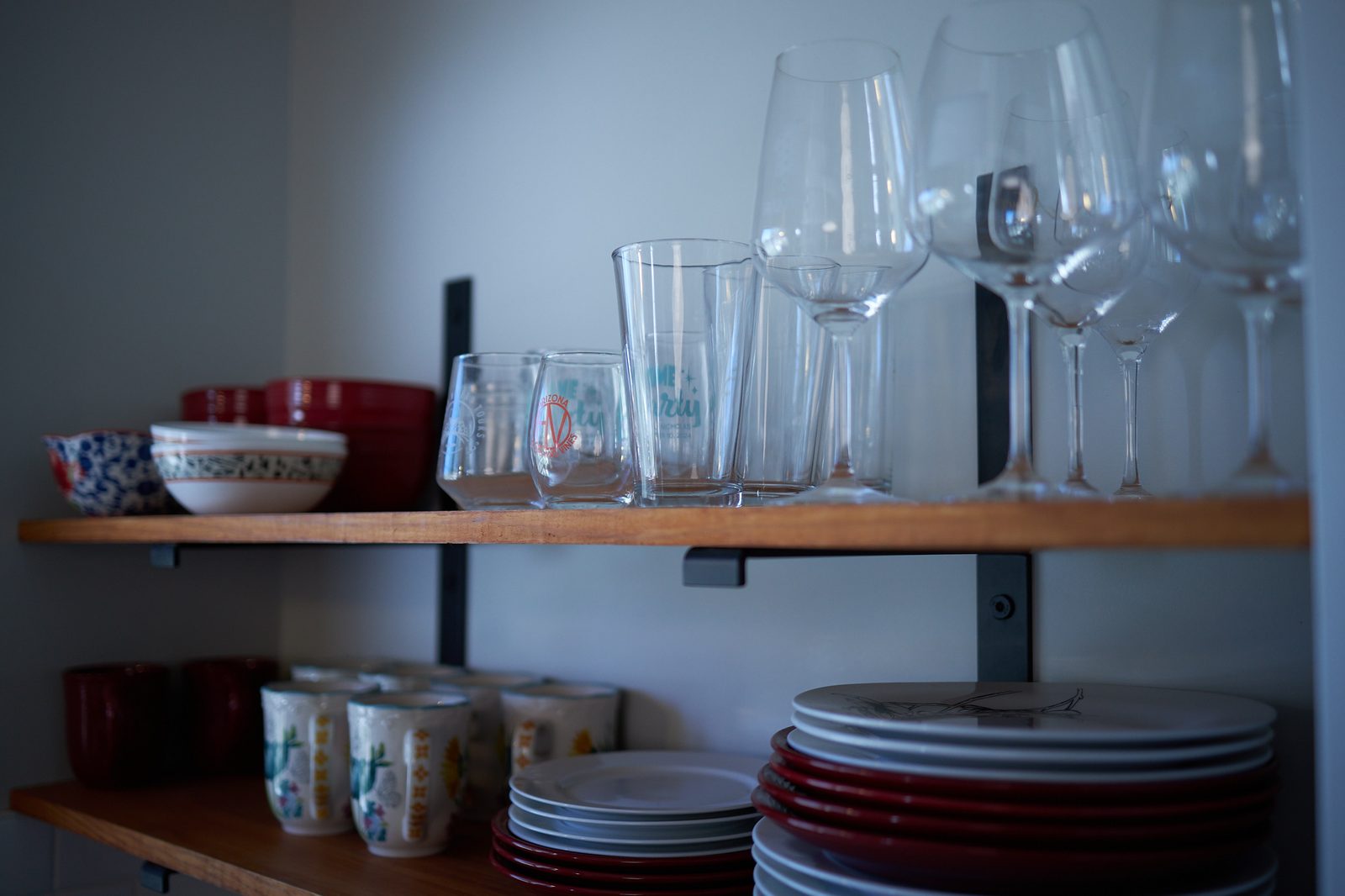 Kitchen & dining