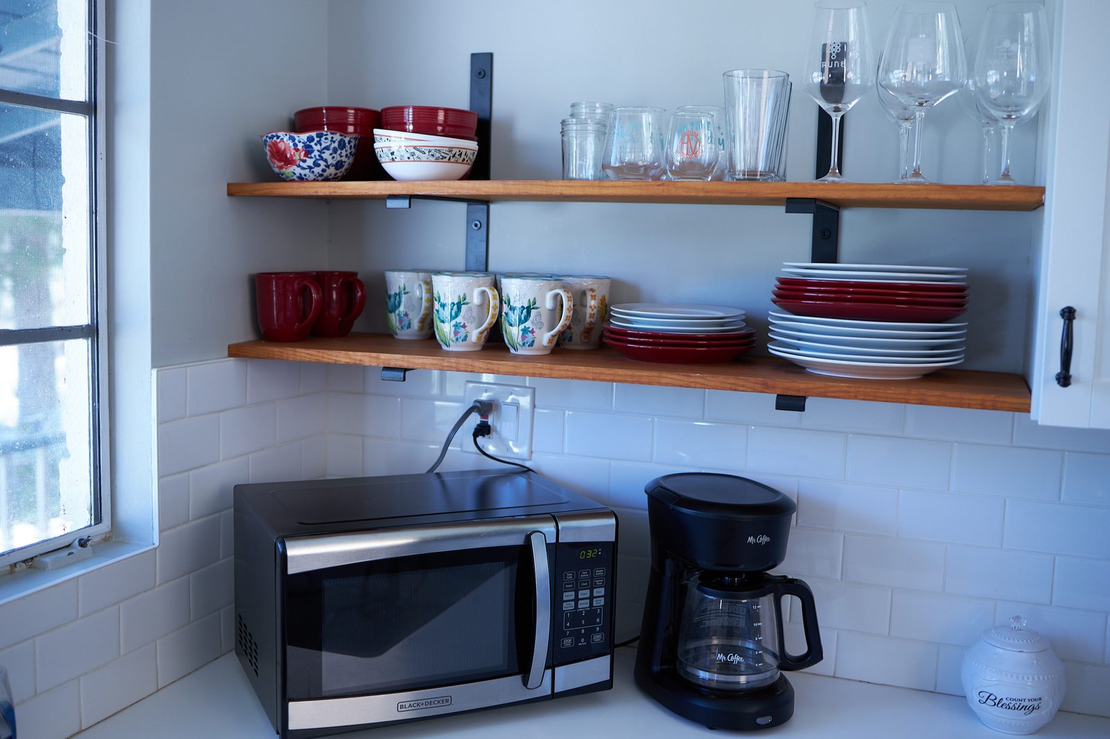 Kitchen & dining